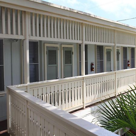 Kauai Palms Hotel Лихуэ Экстерьер фото