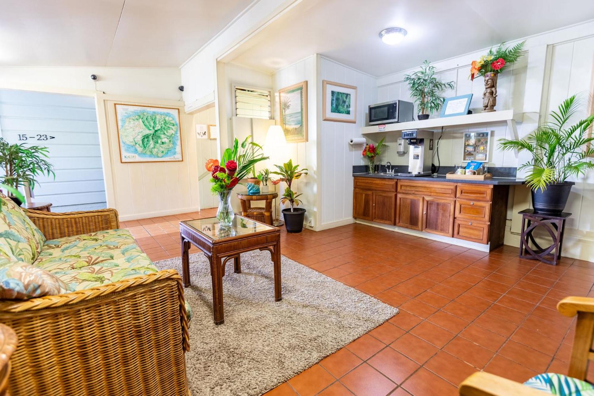 Kauai Palms Hotel Лихуэ Экстерьер фото